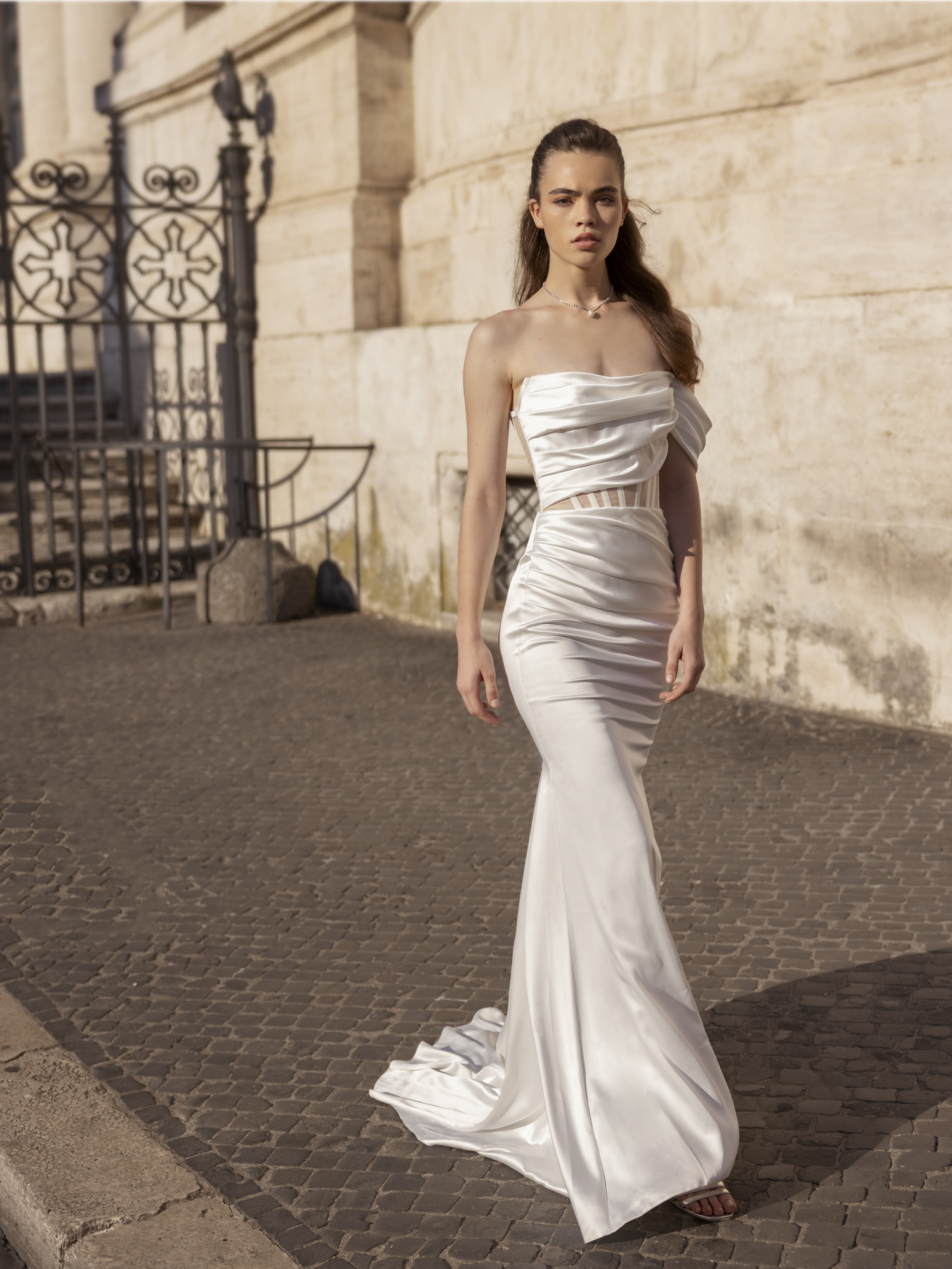 Gracia satin 3